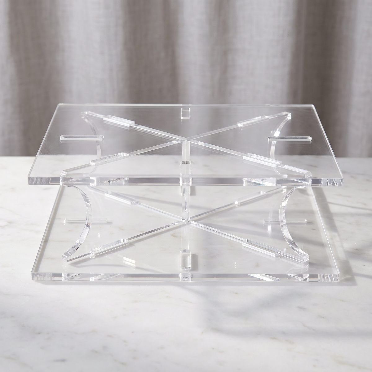 Floating Acrylic Cake Separator Stand for Weddings and Parties