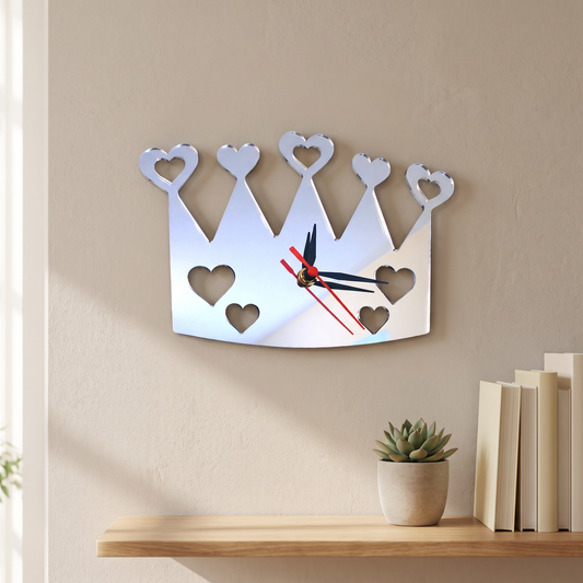 Horloges en forme de couronne - Plusieurs choix de couleurs