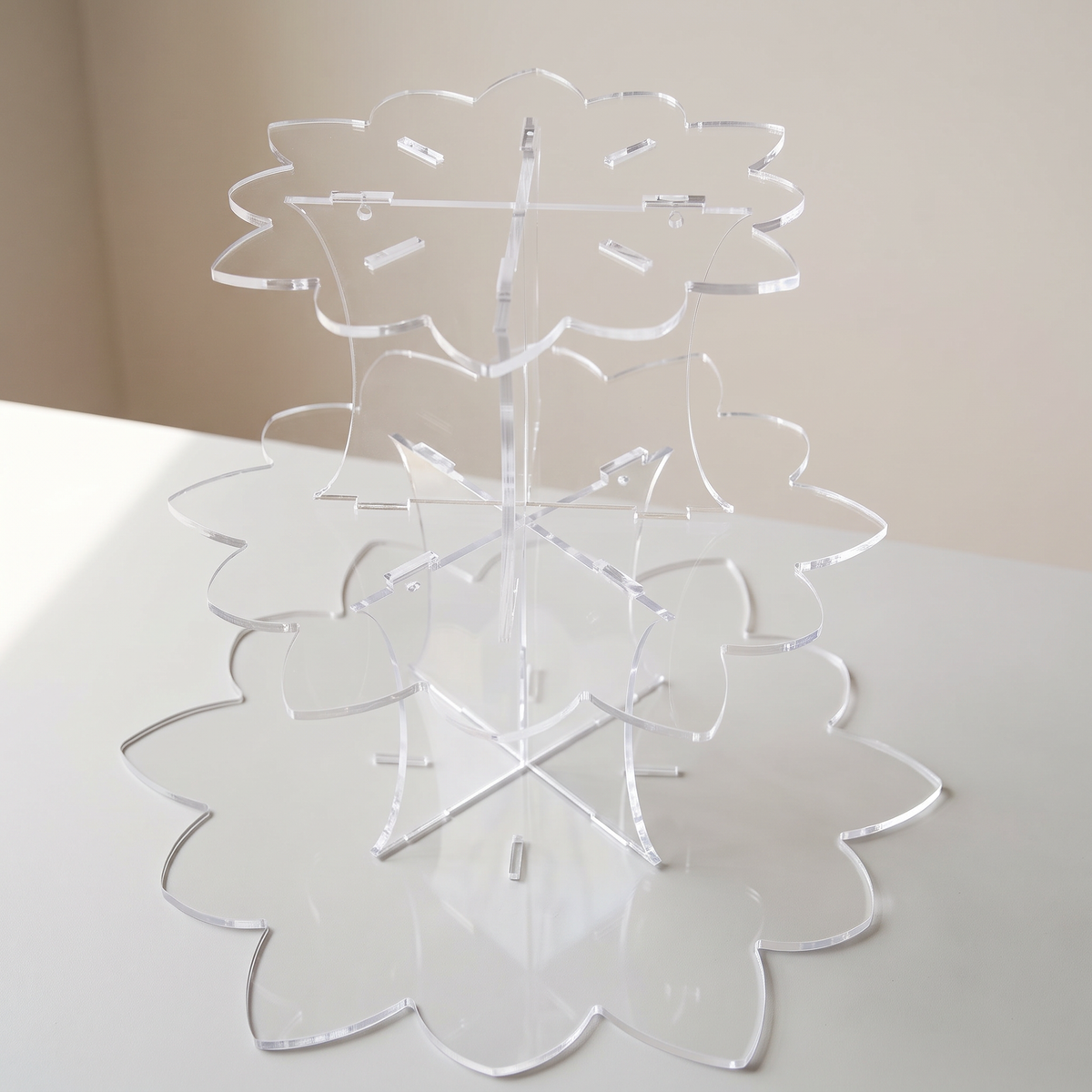 Présentoir à gâteaux à trois niveaux en forme de fleur