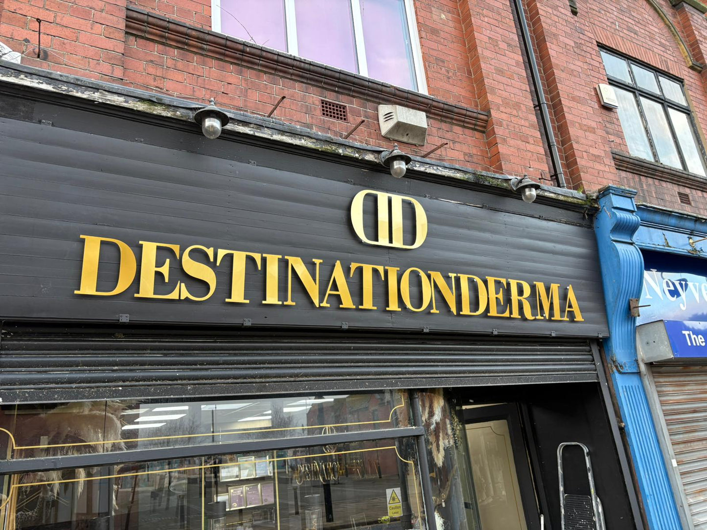 Shop Front Display Floating Signs