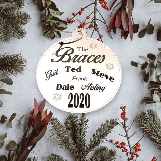 Boule de Noël gravée « Noms de famille » - Décorations de Noël - Plusieurs couleurs