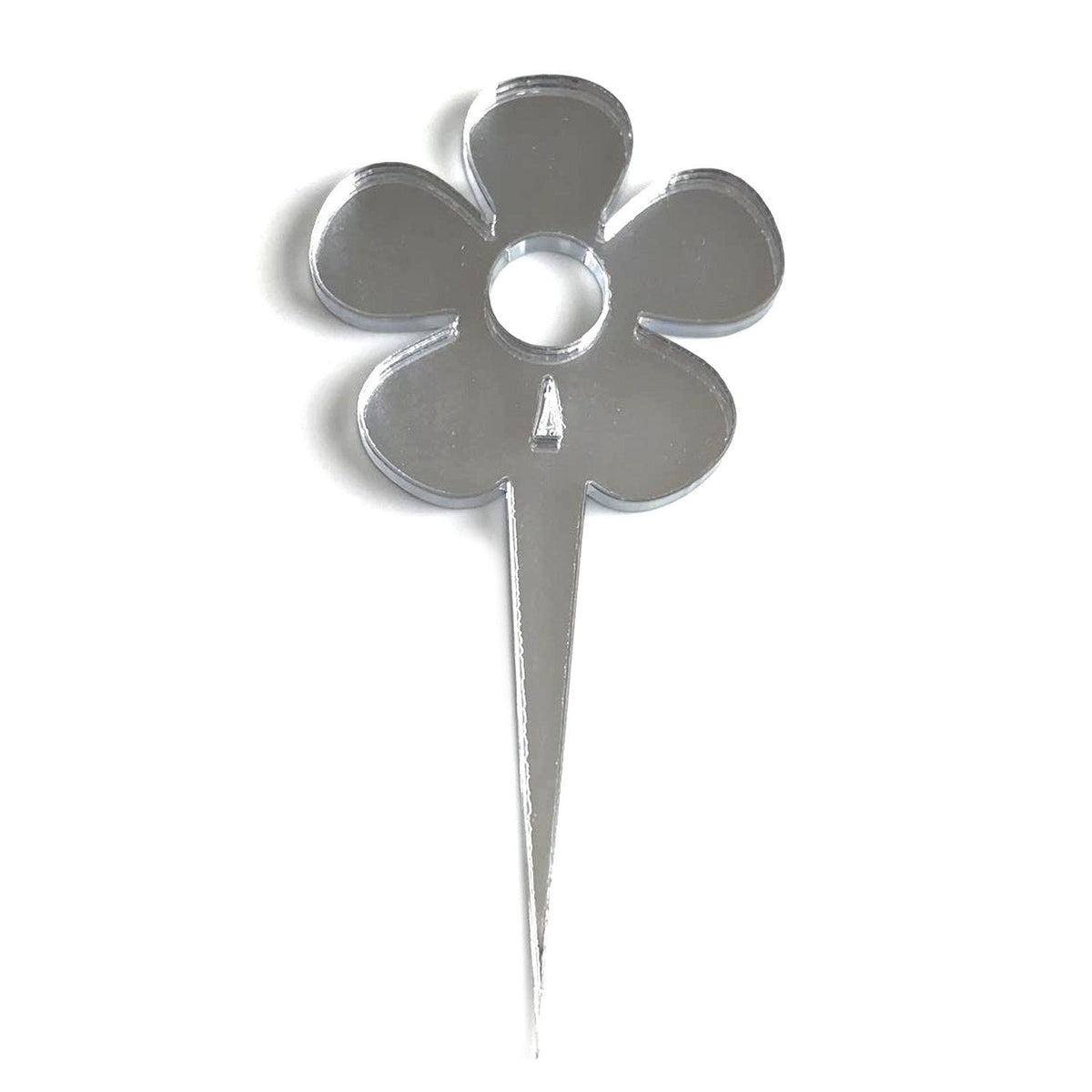 Silver mirror finish, recycled acrylic daisy cake topper with a central circular hole and a sharp pointed stem.
