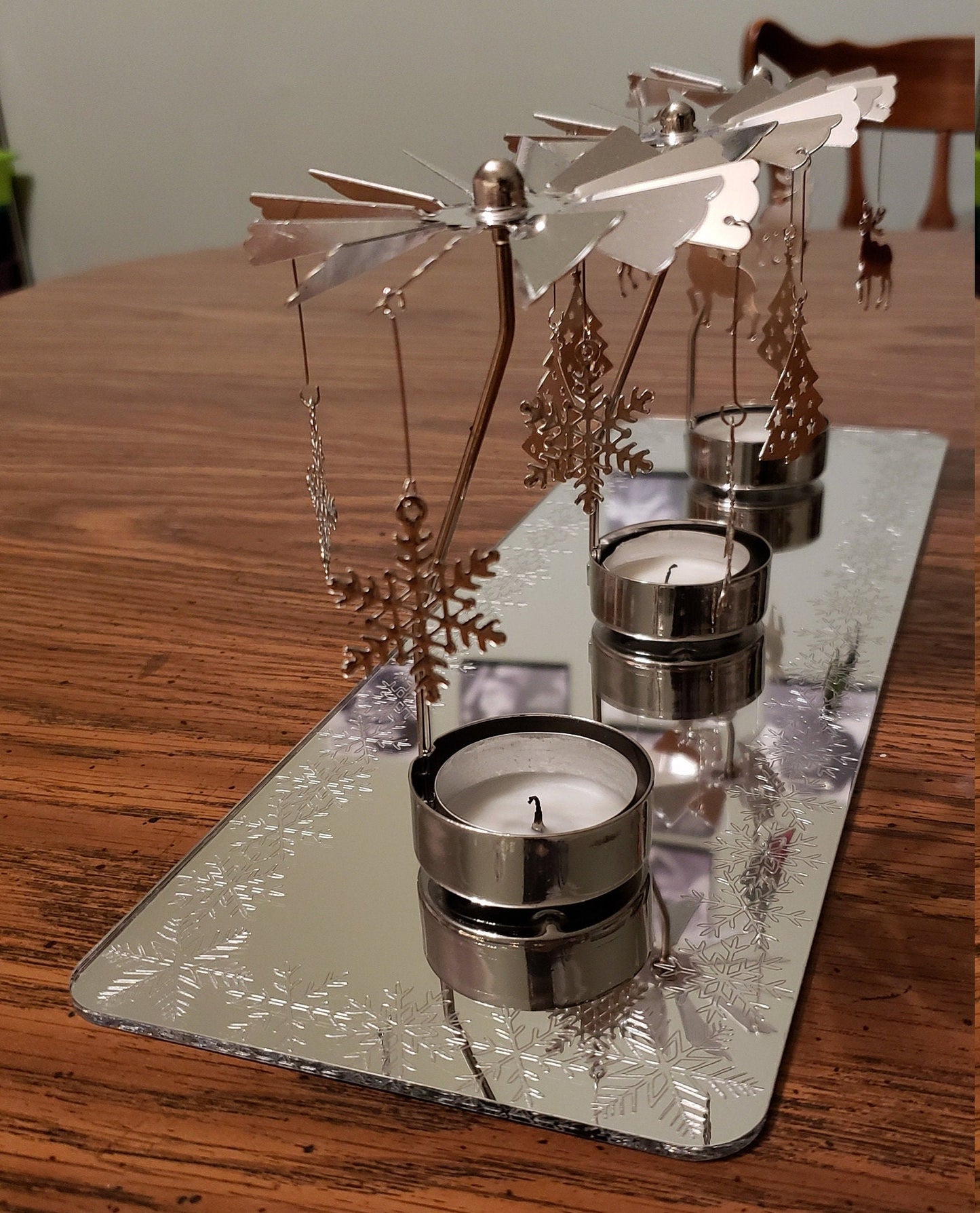 Snowflake Engraved Silver Mirror Christmas Table Runner / Table Decoration, Custom Colours, Sizes, Shapes