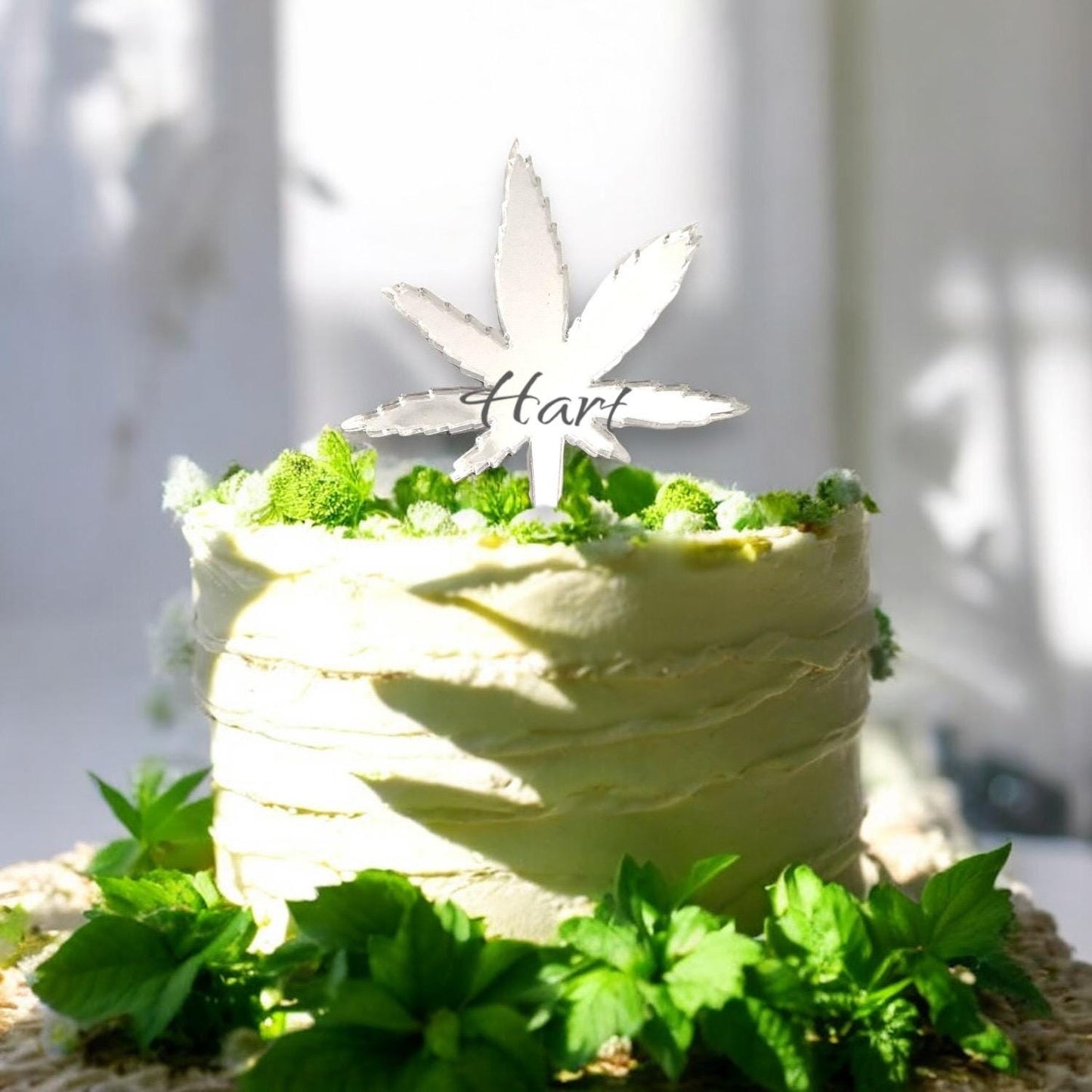 Hemp Leaf Cake Toppers: Custom Colors & Sizes