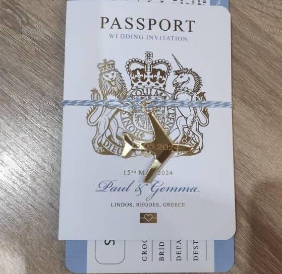 Aeroplane Shaped Invitation Charms, Gold Mirror with Hoops & Wedding Dates