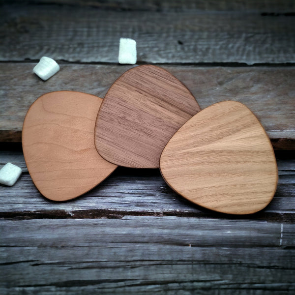 Pebble Wooden Finish Coasters, Sets of 4, 6 or 8 (12cm 4.5"), Customised Engraving, Wood Colour Options.