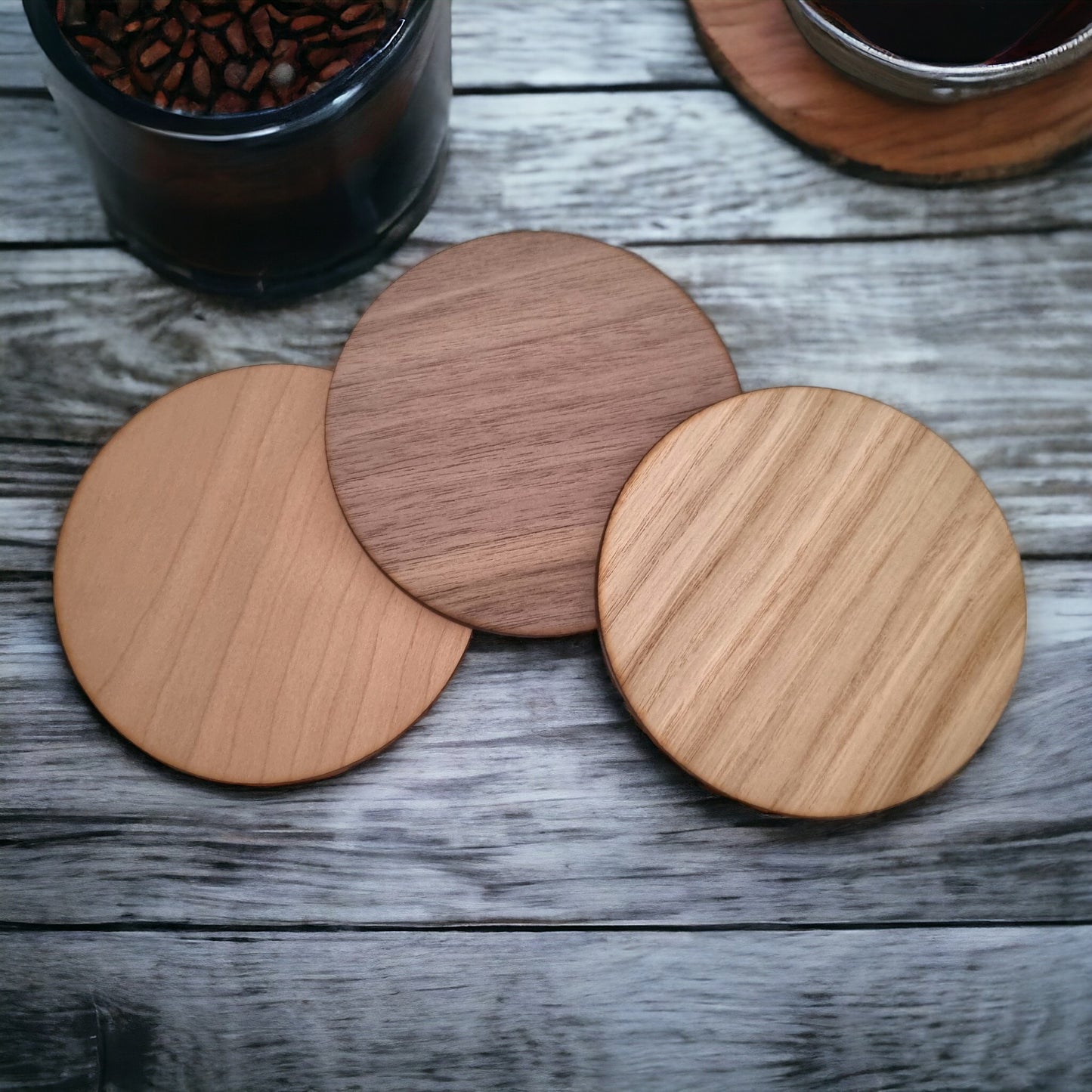 Round Placemats & Coasters - Wooden Colours