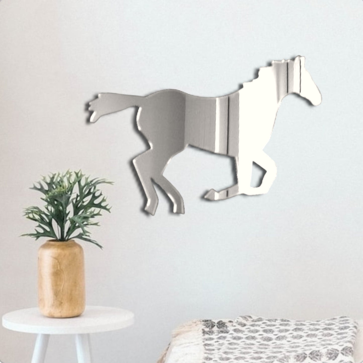 Horse Trotting Mirror