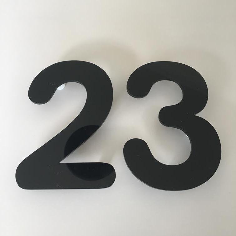 Black Gloss, Floating Finish, House Numbers - Rounded