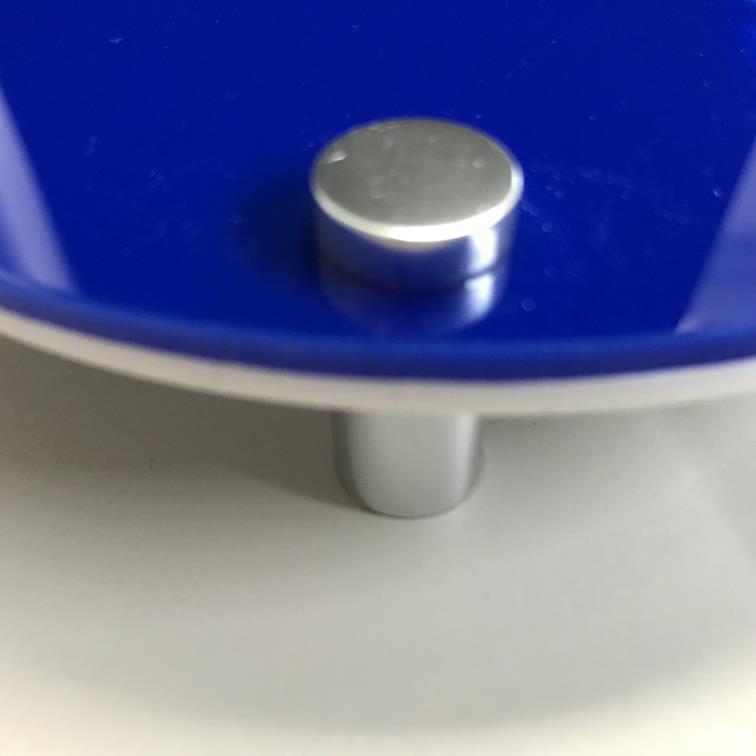 Plaques de maison ovales avec numéro et nom